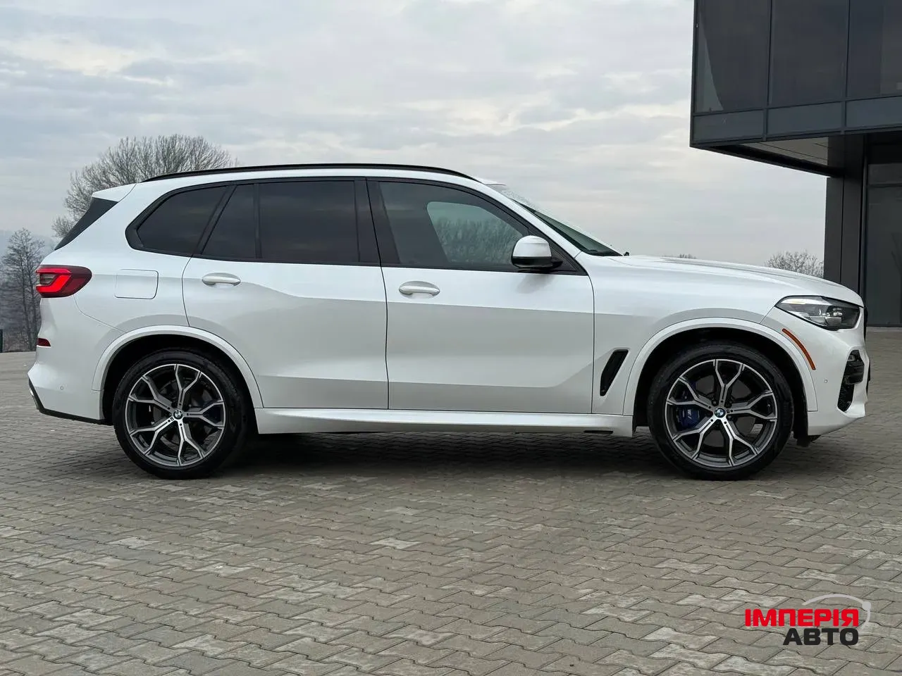 BMW X5 - фото 6