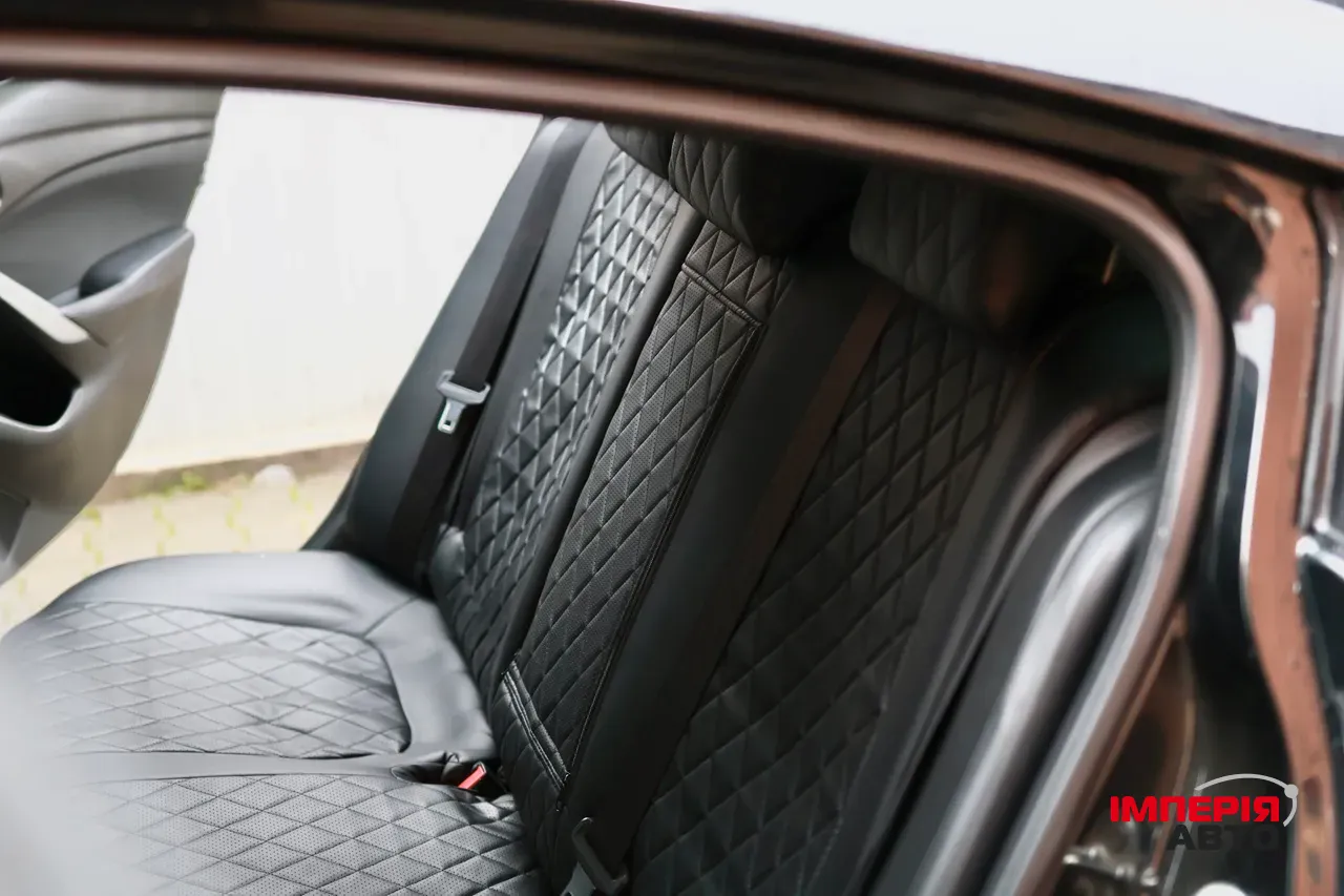 Mazda 6 - фото 7