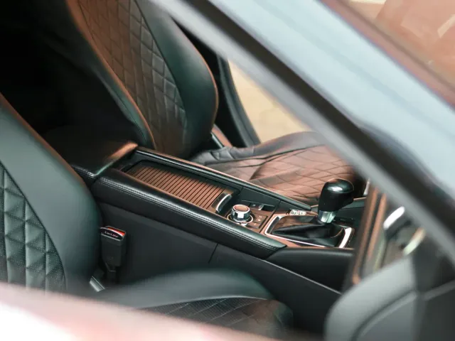 Mazda 6 - фото 5