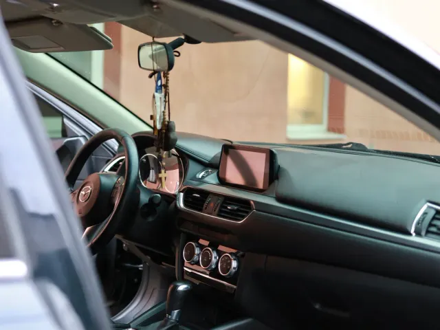 Mazda 6 - фото 4