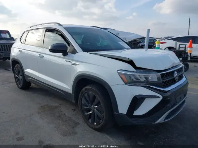 Volkswagen Taos - фото 2