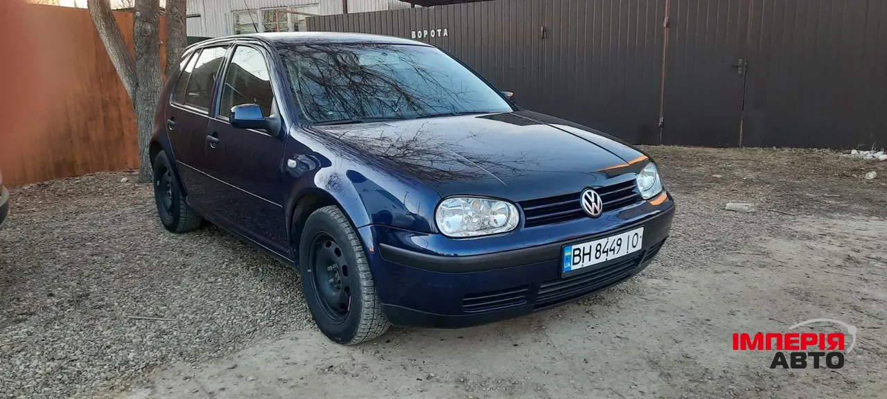 Volkswagen Golf - фото 1