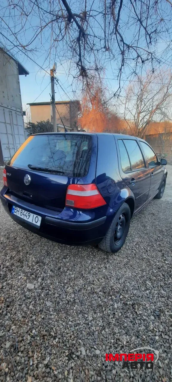 Volkswagen Golf - фото 2