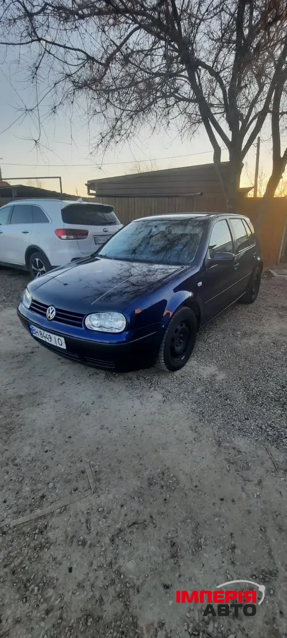 Volkswagen Golf - фото 3