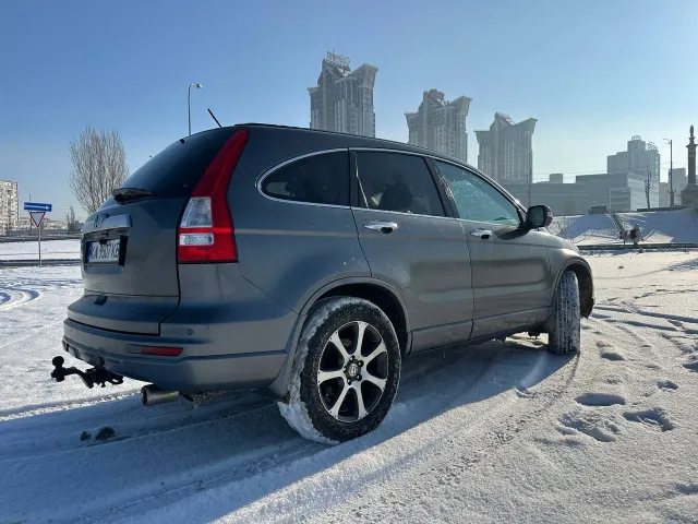 Honda CR-V - фото 3