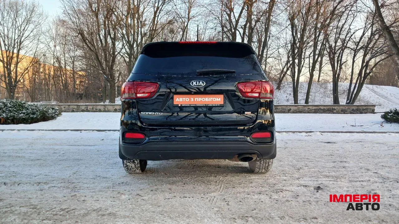 Kia Sorento - фото 7