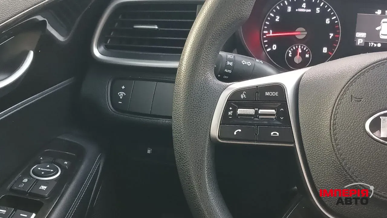 Kia Sorento - фото 14