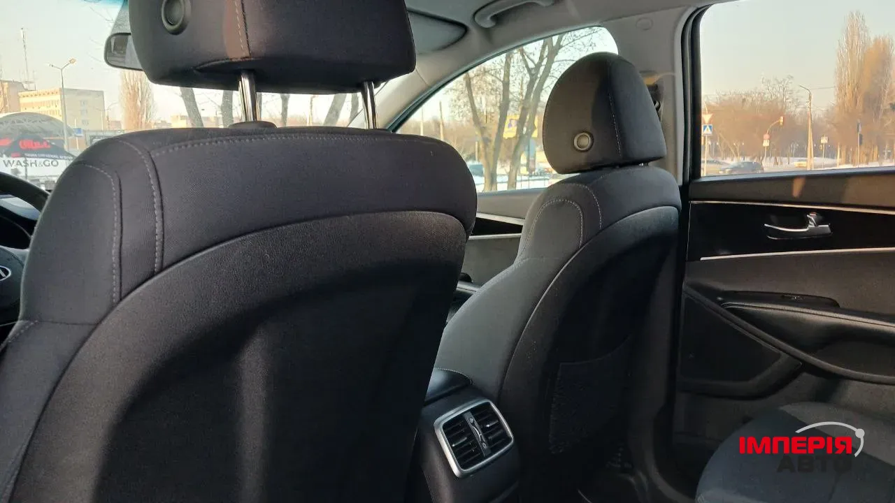 Kia Sorento - фото 26