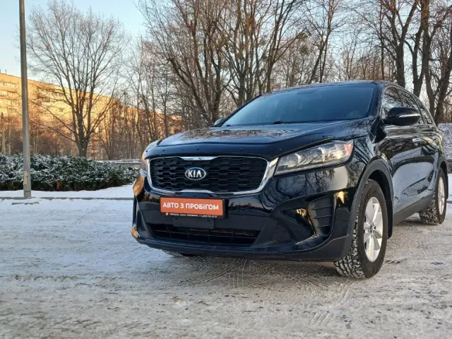 Kia Sorento - фото 1