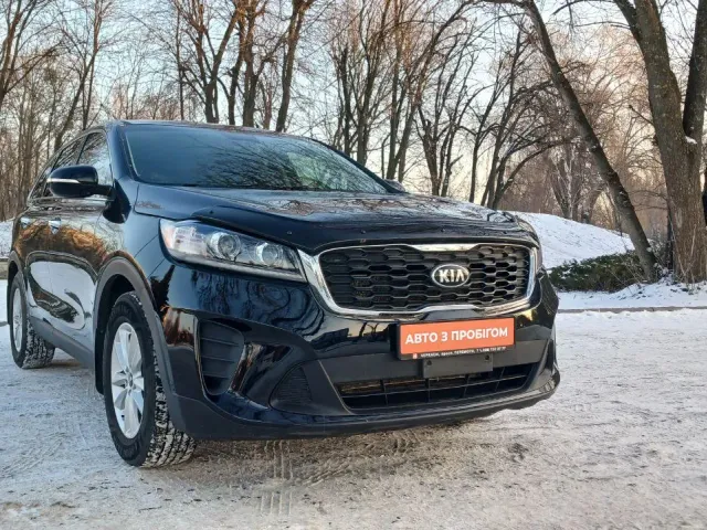 Kia Sorento - фото 3