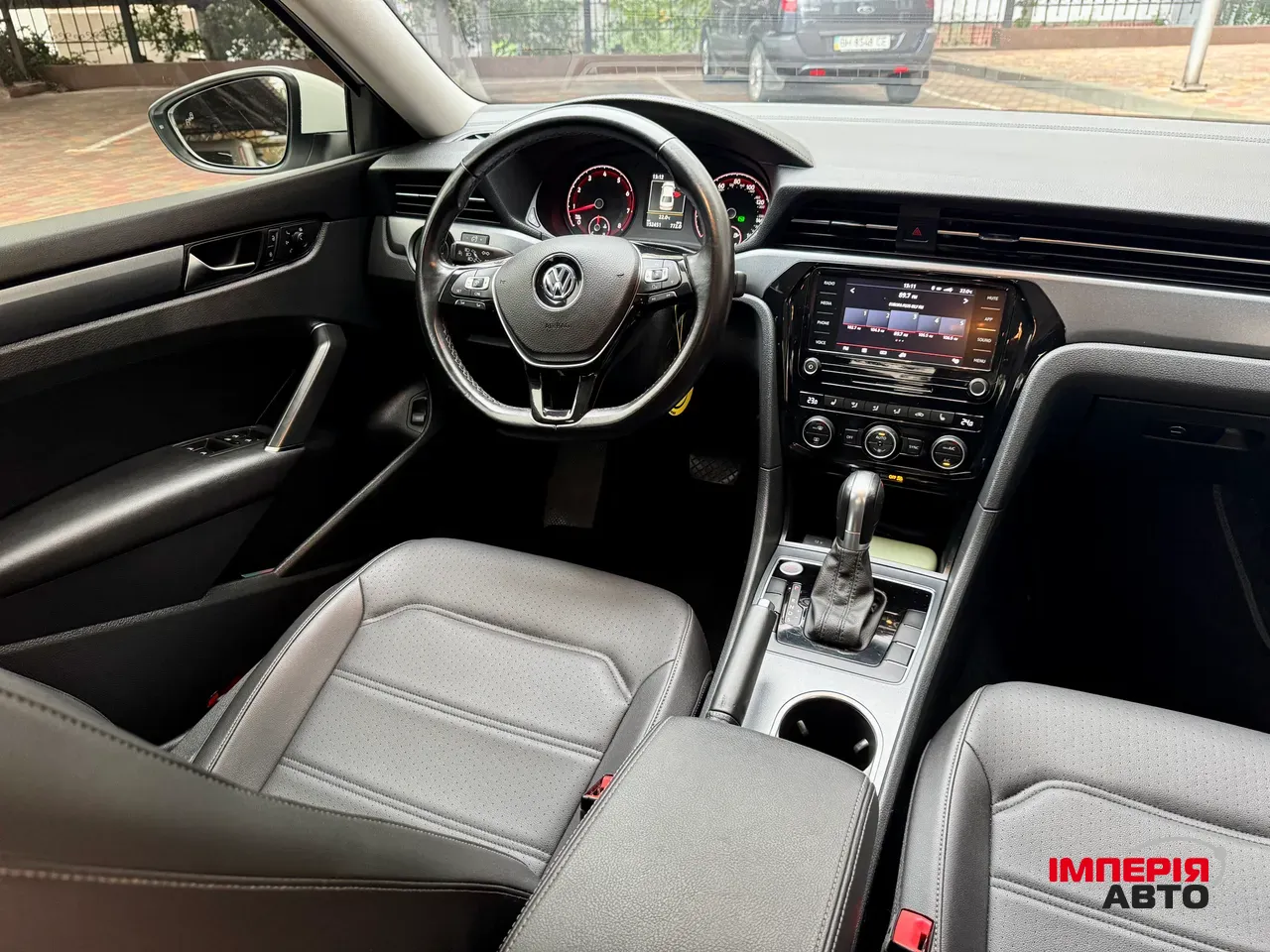 Volkswagen Passat (North America and China) - фото 13