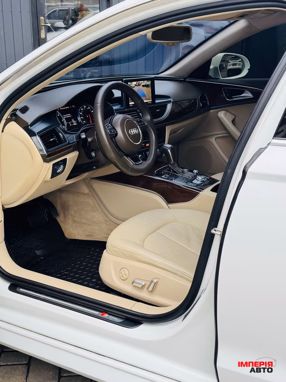 Audi A6 - фото 28