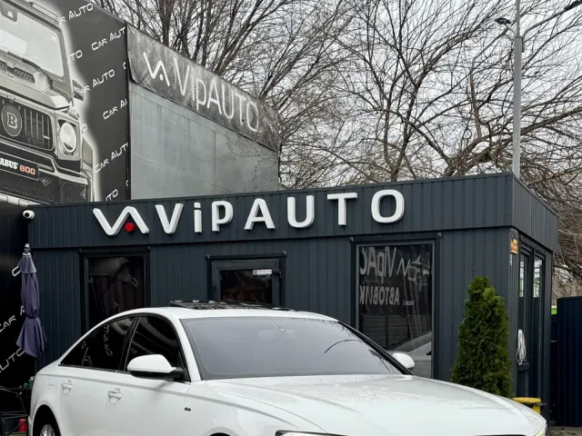 Audi A6 - фото 5