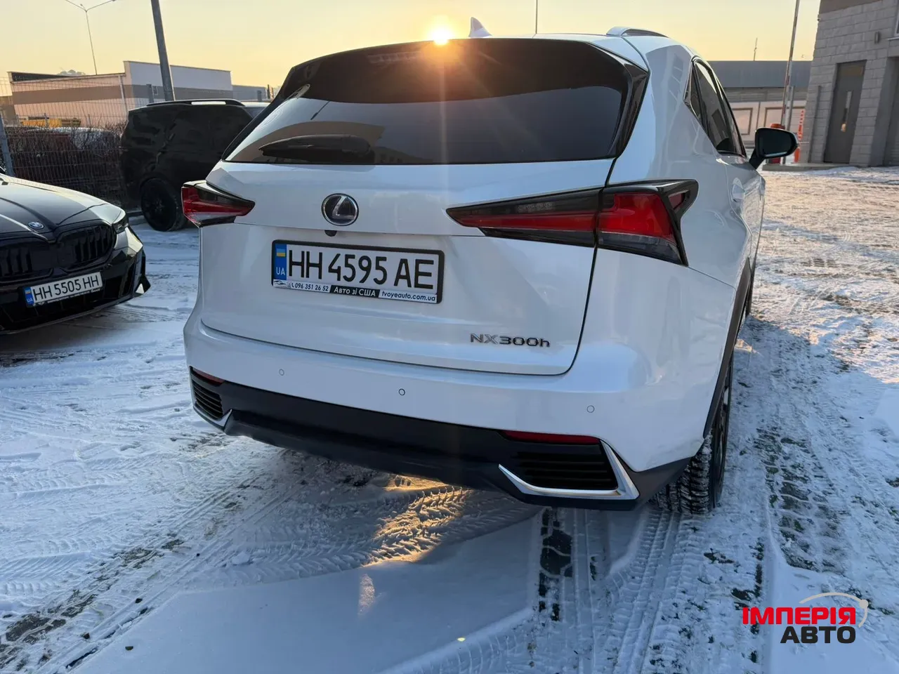 Lexus NX - фото 3