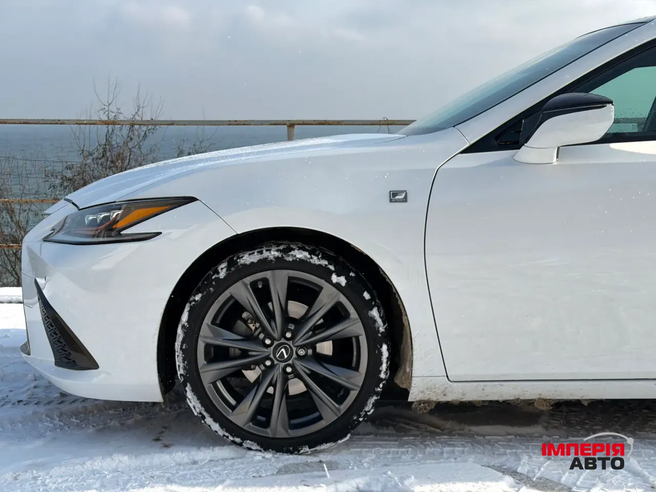 Lexus ES - фото 5