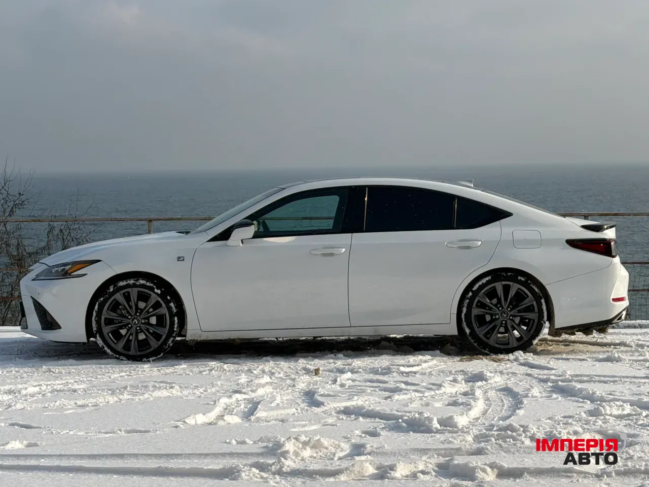 Lexus ES - фото 4