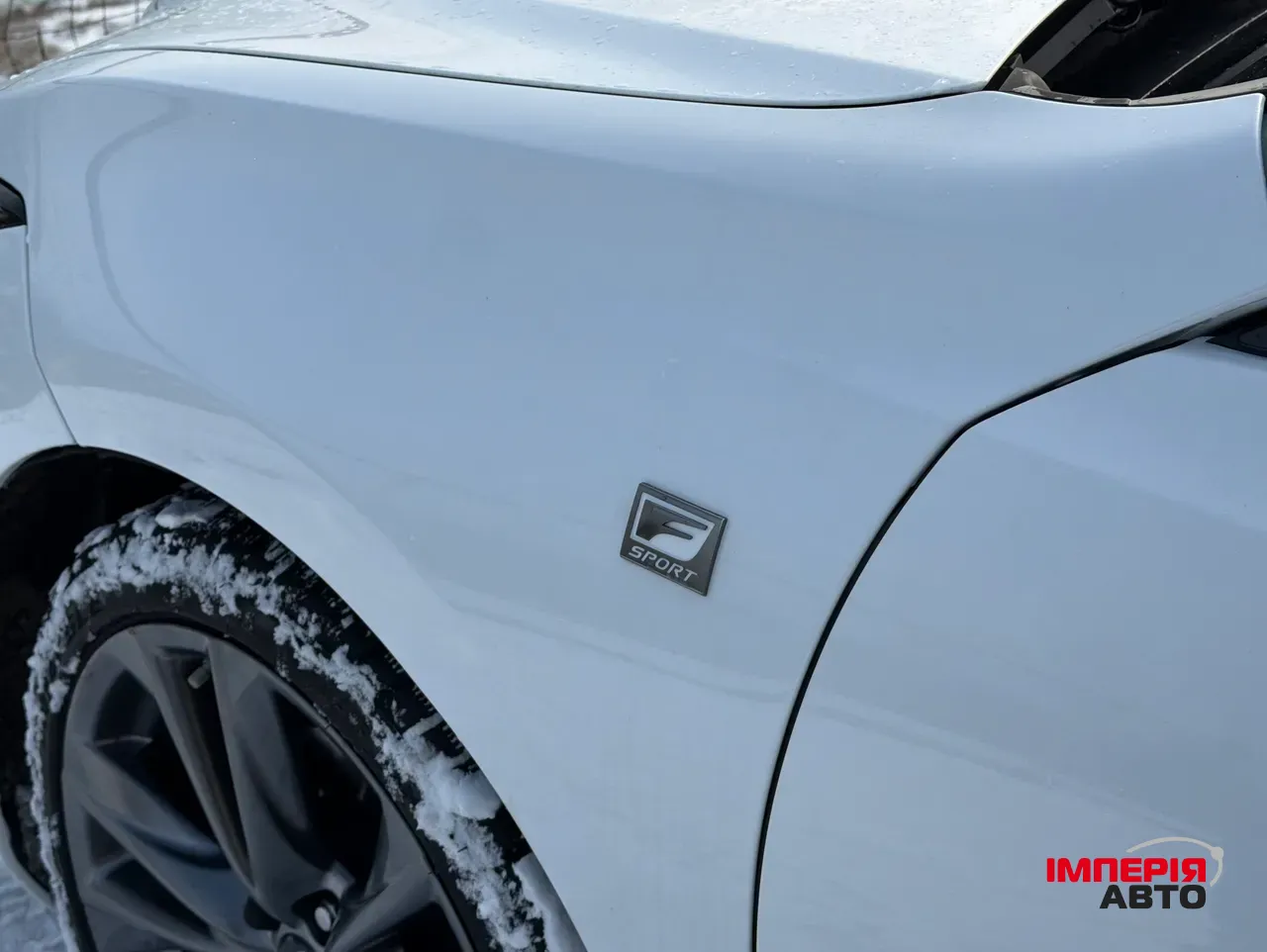 Lexus ES - фото 13