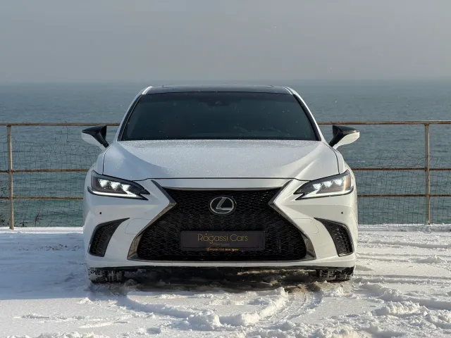 Lexus ES - фото 2