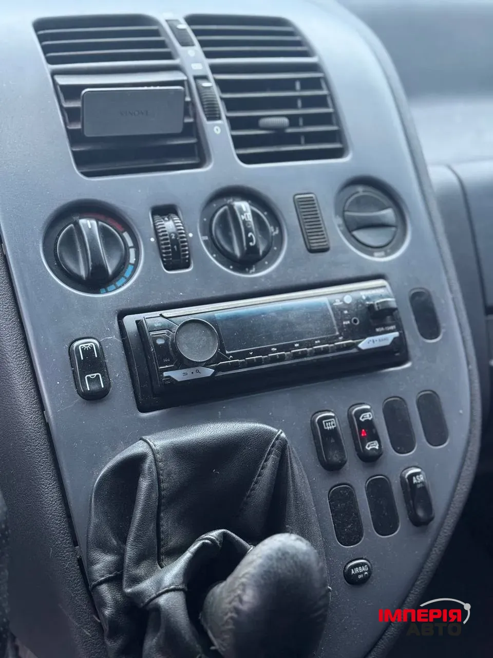 Mercedes-Benz Vito - фото 12