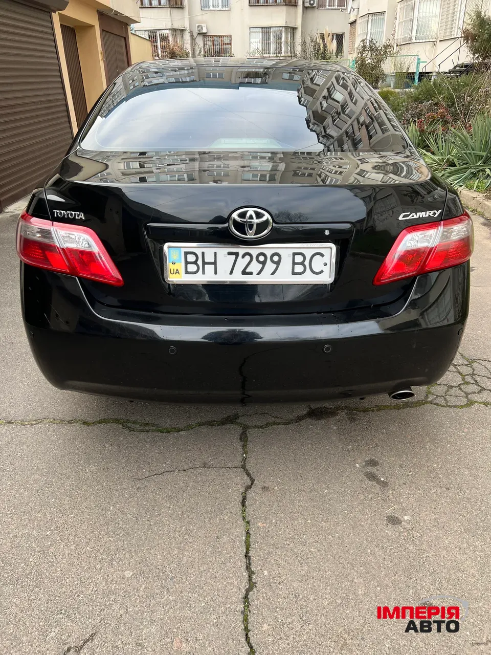 Toyota Camry - фото 2
