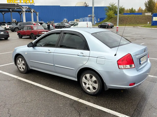 Kia Cerato - фото 2