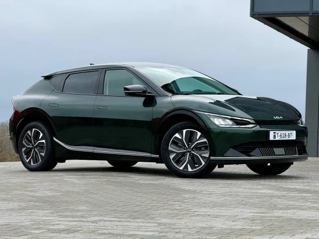 Kia EV6 - фото 2