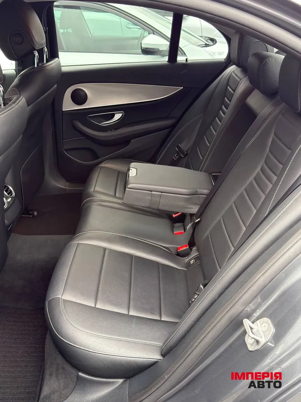 Mercedes-Benz E-Класс - фото 18