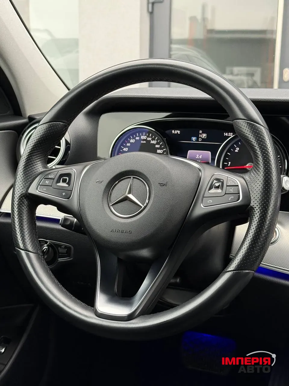 Mercedes-Benz E-Класс - фото 24