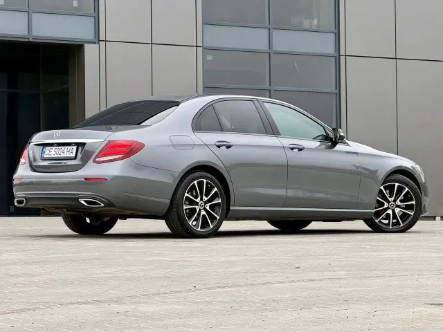 Mercedes-Benz E-Класс - фото 4