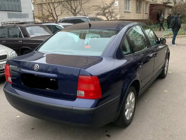 Volkswagen Passat - фото 2