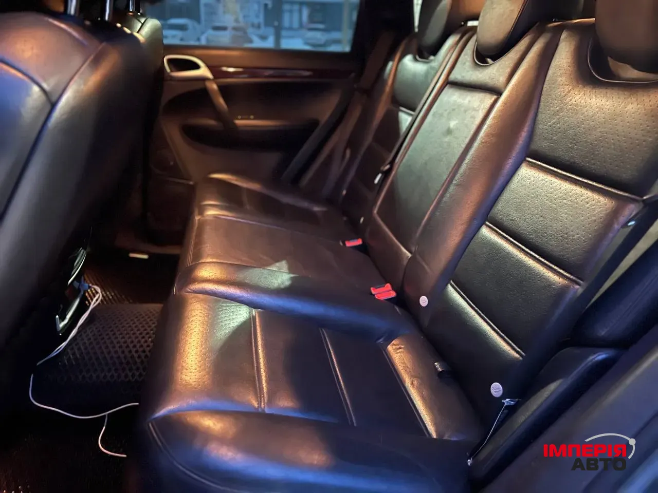 Porsche Cayenne - фото 8