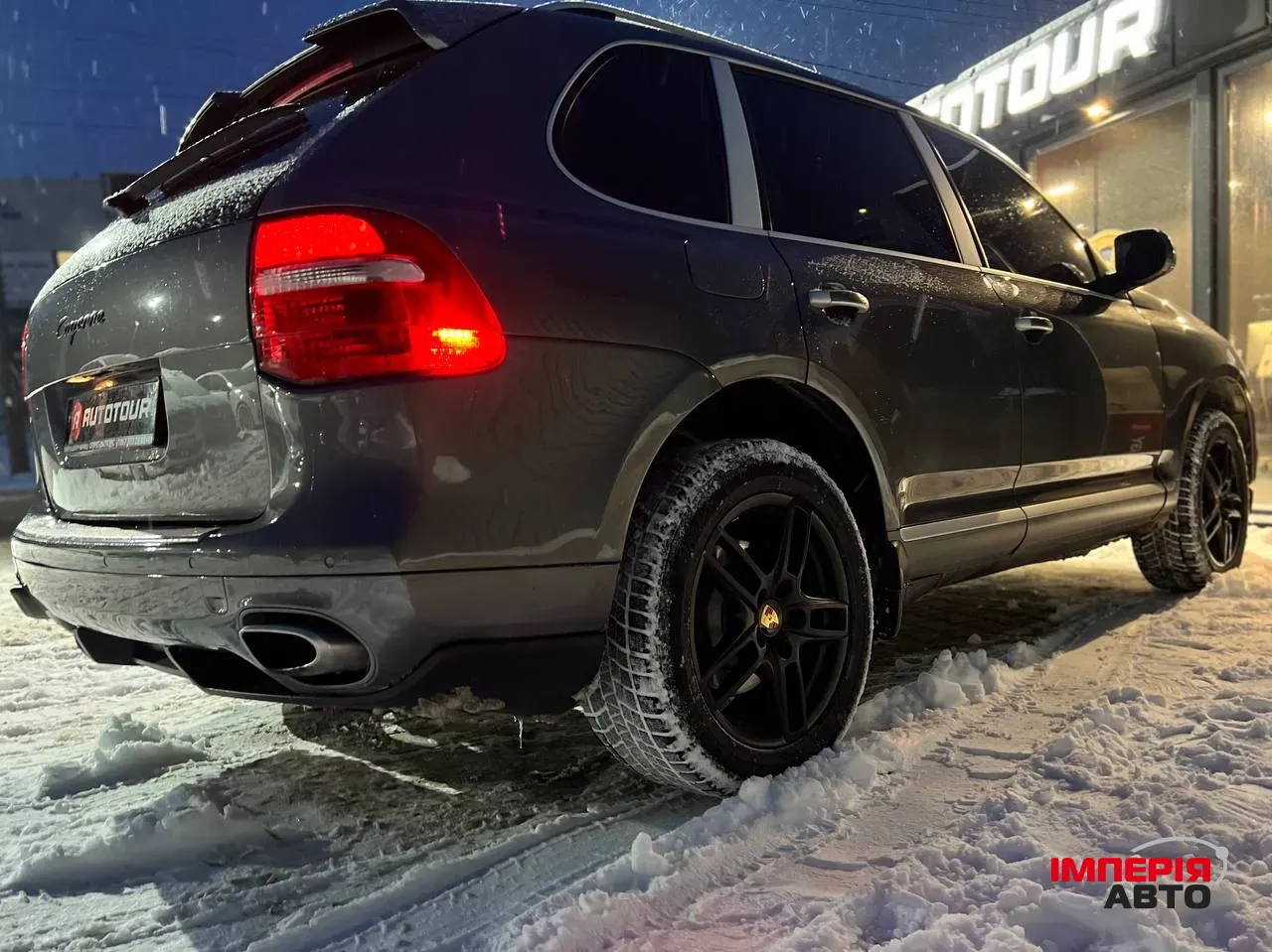 Porsche Cayenne - фото 10
