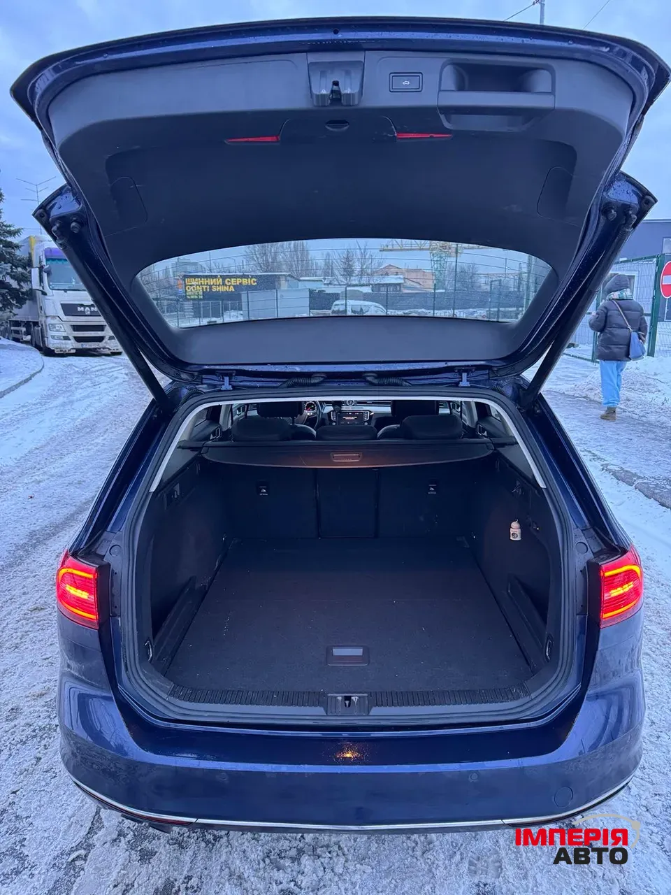 Volkswagen Passat - фото 6