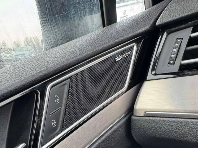 Volkswagen Passat - фото 2