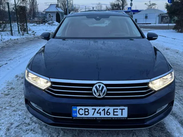 Volkswagen Passat - фото 1