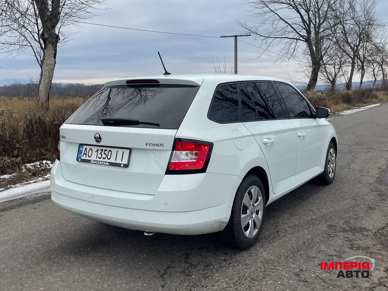 Skoda Fabia - фото 4