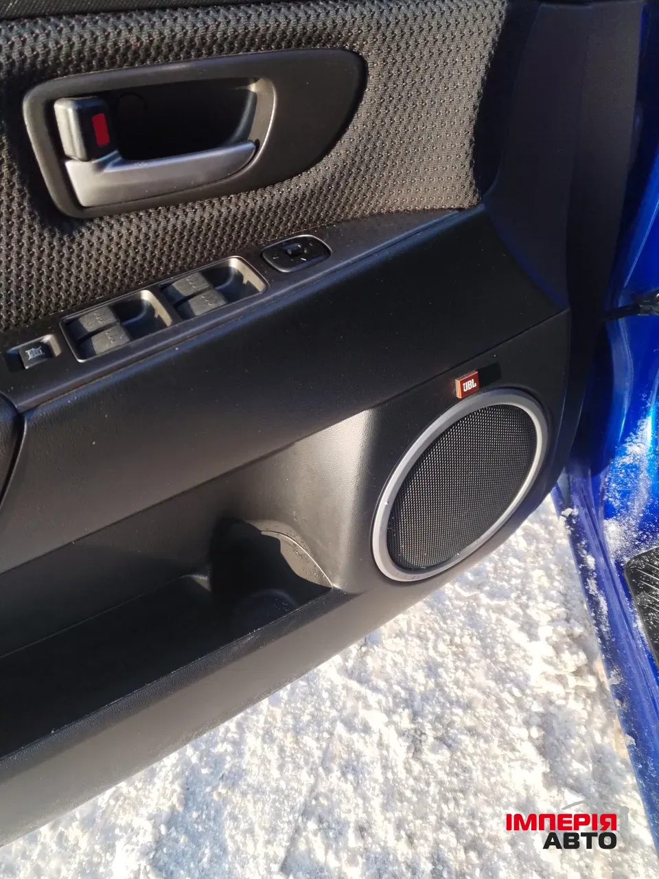 Mazda 3 - фото 14