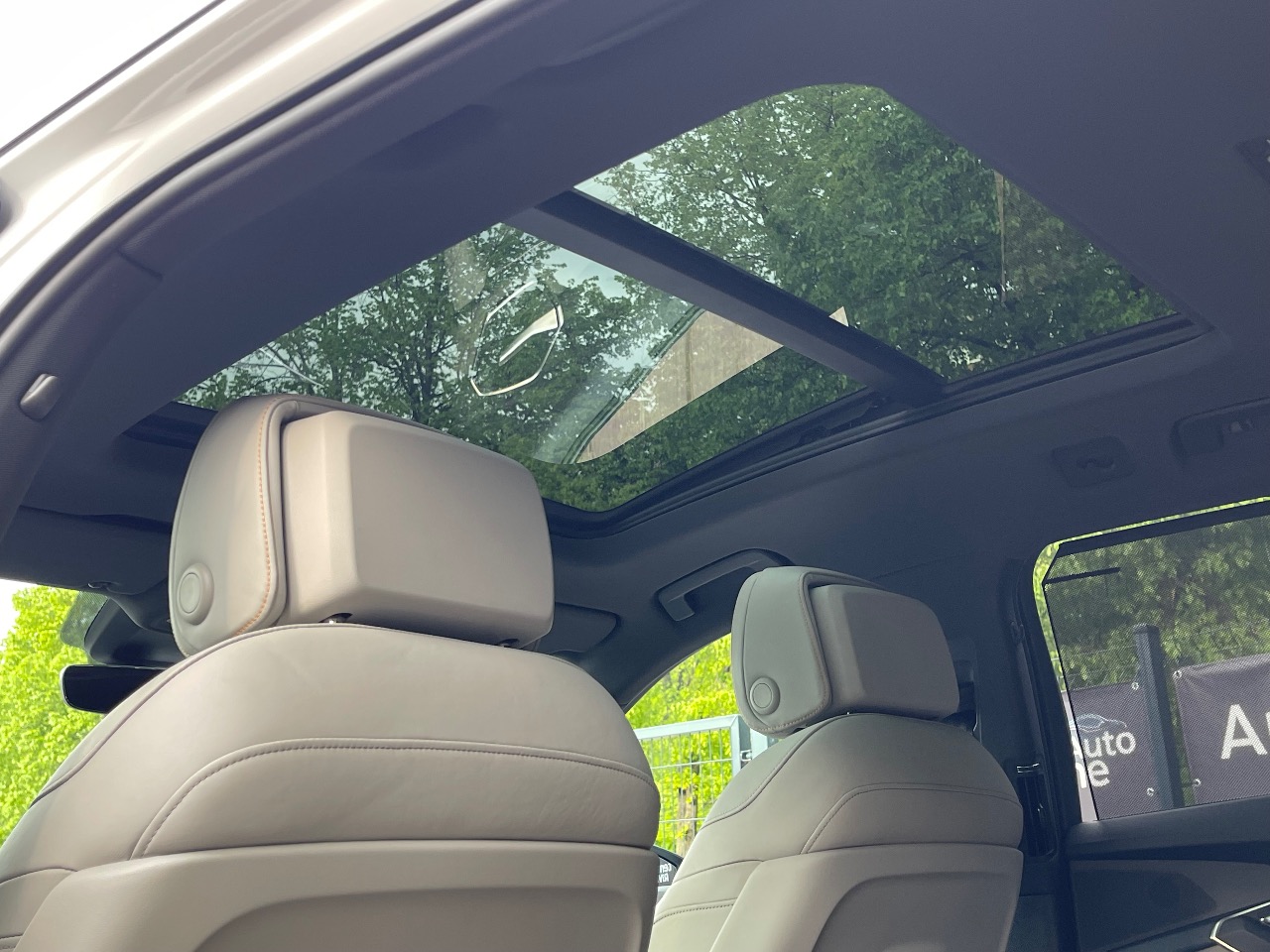 Audi Q8 e-tron - фото 22