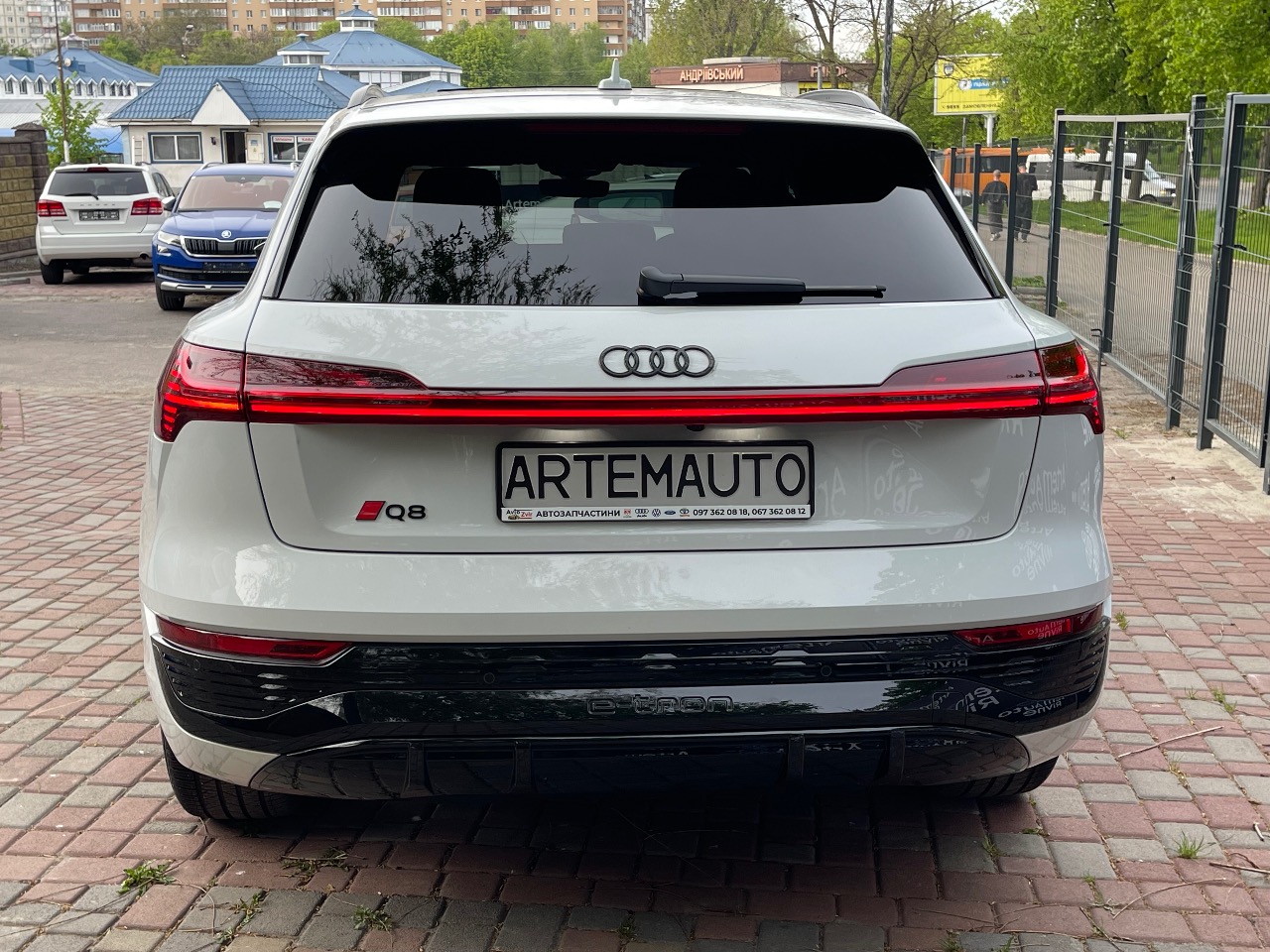 Audi Q8 e-tron - фото 51