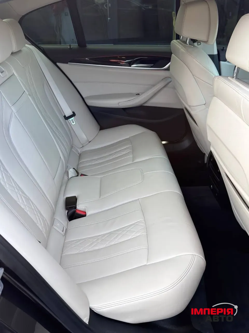 BMW 5 серії - фото 13