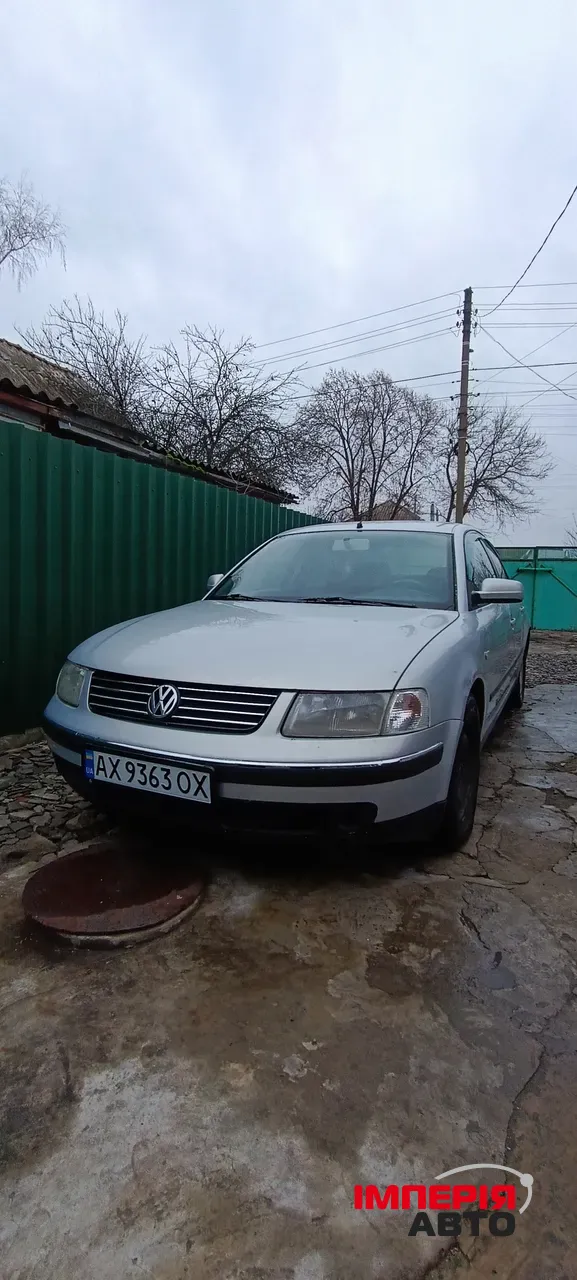 Volkswagen Passat - фото 1