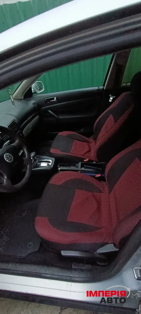 Volkswagen Passat - фото 4
