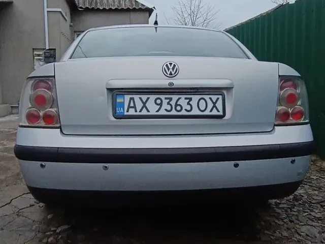 Volkswagen Passat - фото 3