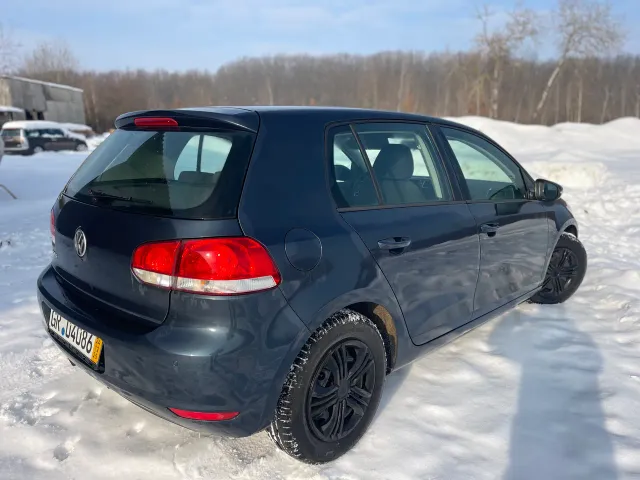 Volkswagen Golf - фото 3