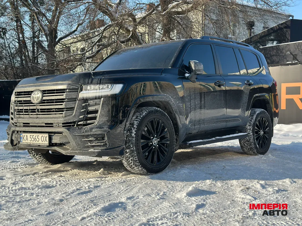 Toyota Land Cruiser - фото 2