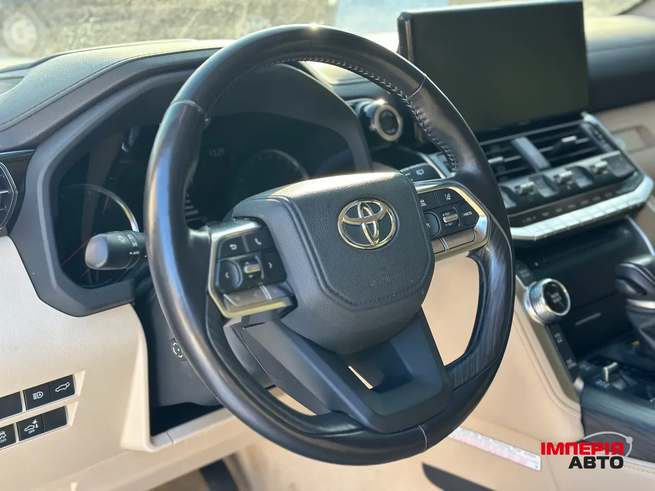 Toyota Land Cruiser - фото 5