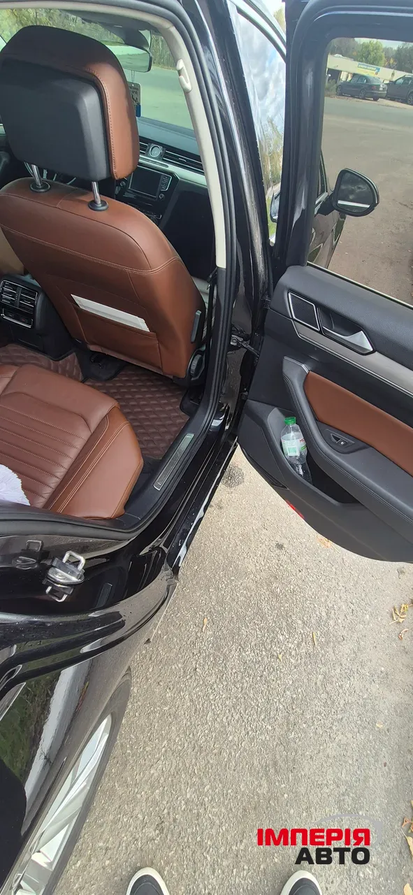Volkswagen Passat - фото 12