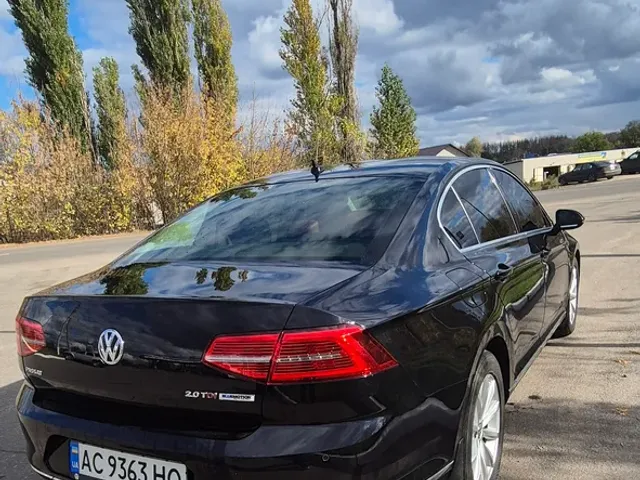 Volkswagen Passat - фото 5