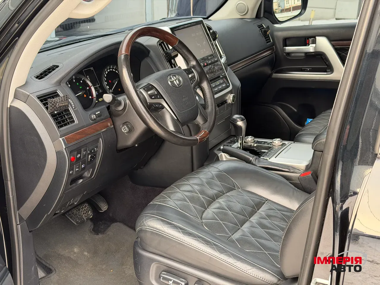 Toyota Land Cruiser - фото 17