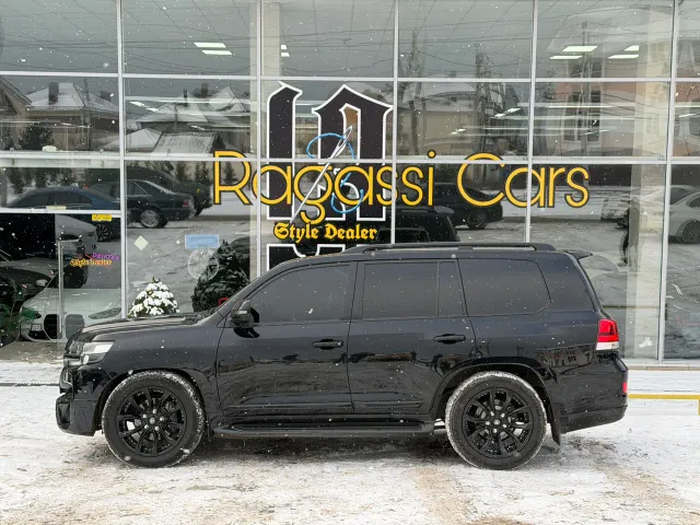 Toyota Land Cruiser - фото 4